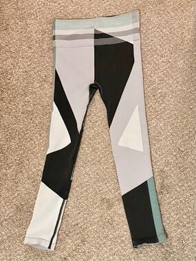 Nike Black, Light Gray & Teal Colorblock Leggings